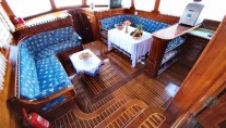 CEYLAN Main Salon